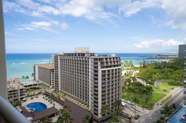 Images Embassy Suites by Hilton Waikiki Beach Walk