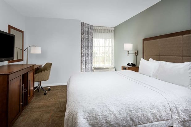 Images Hampton Inn & Suites Florence Center