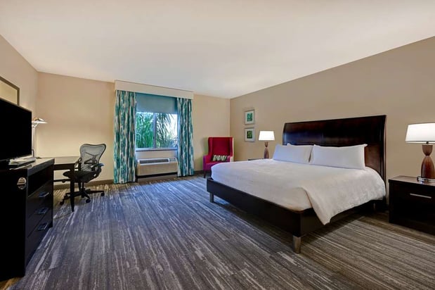 Images Hilton Garden Inn San Bernardino