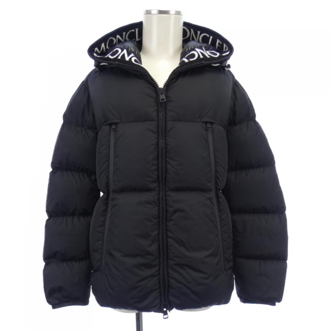 モンクレール MONCLER ダウンジャケット