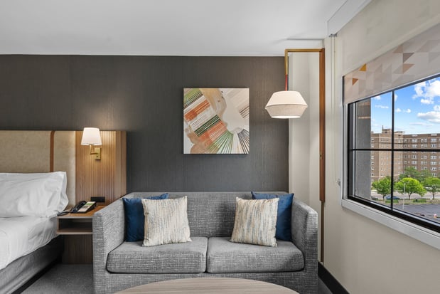 Images Holiday Inn Niagara Falls State Park Entry by IHG