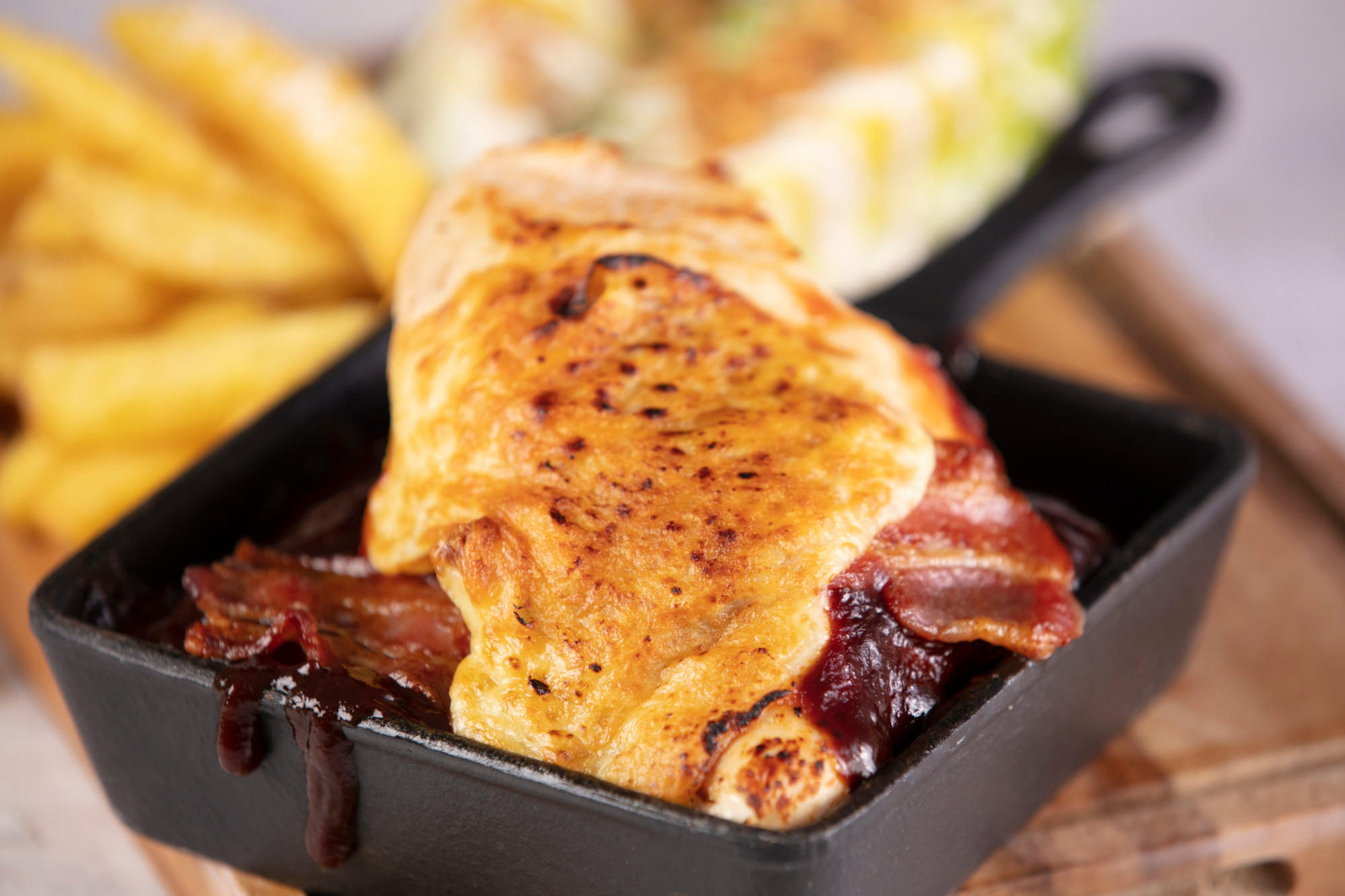 Hunter’s chicken, chargrilled chicken breast with smoked streaky bacon, melted cheese and BBQ sauce. The Avenue Durham 01914 472484