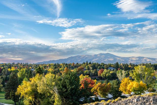 Images Hilltop by Toll Brothers