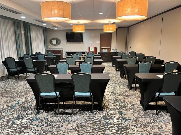 Images Holiday Inn & Suites Denver Tech Center-Centennial by IHG