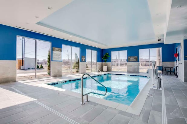 Images Hampton Inn & Suites by Hilton Louisville East Oxmoor