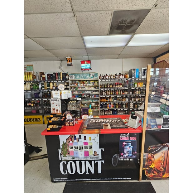 Images DC Liquors - Thousand Oaks