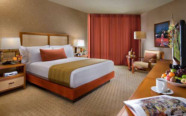 Images Tropicana Las Vegas - a DoubleTree by Hilton Hotel