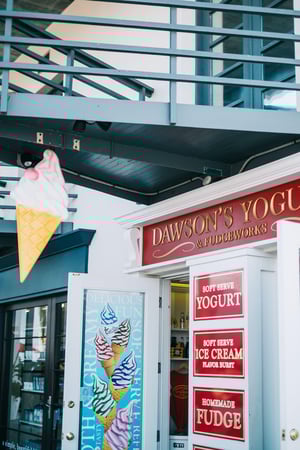 Images Dawson's Yogurt & Fudgeworks