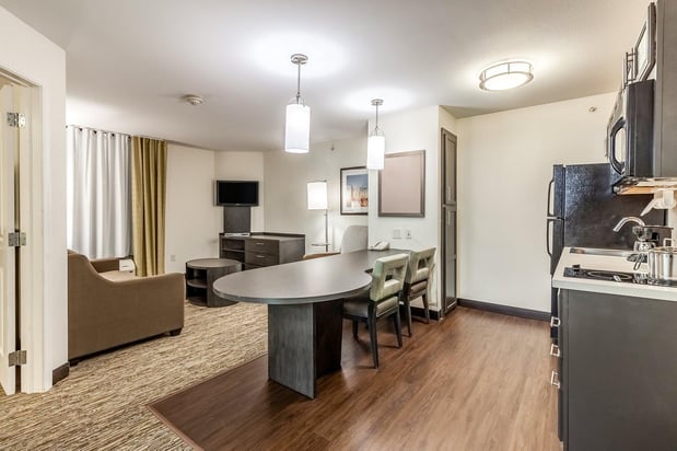 Images Candlewood Suites Lincoln by IHG