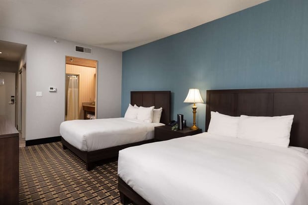 Images Inn at The Colonnade Baltimore - a DoubleTree by Hilton Hotel