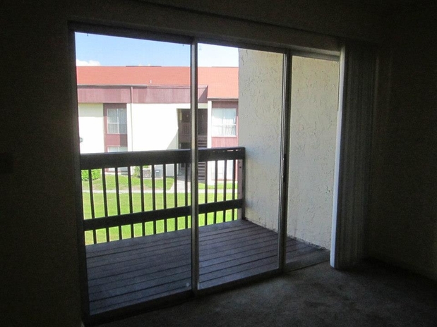 Images The Meadows Apartments
