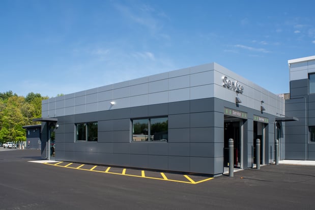 Images Lia Nissan of Saratoga