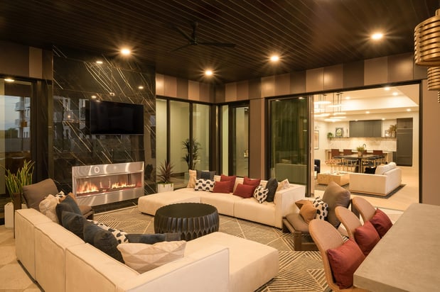 Images Huxley Scottsdale