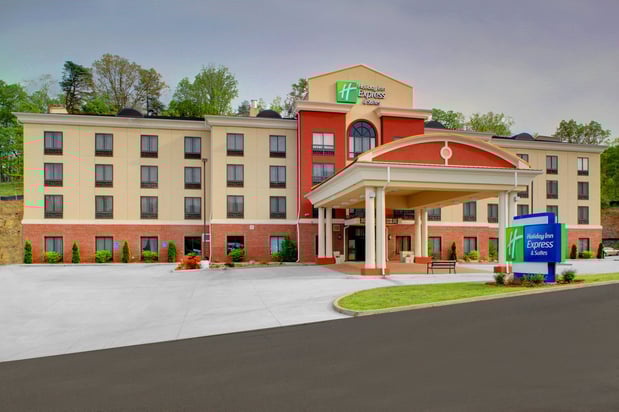 Images Holiday Inn Express & Suites Charleston NW - Cross Lanes by IHG