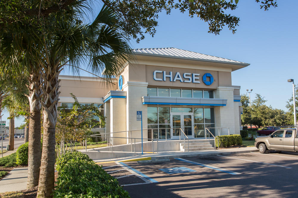 Chase Bank at Ross Plaza Shopping Center