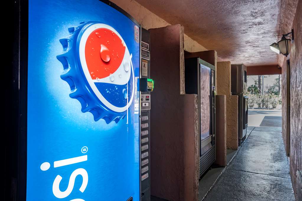 Vending Machines Best Western Apalach Inn Apalachicola (850)653-9131