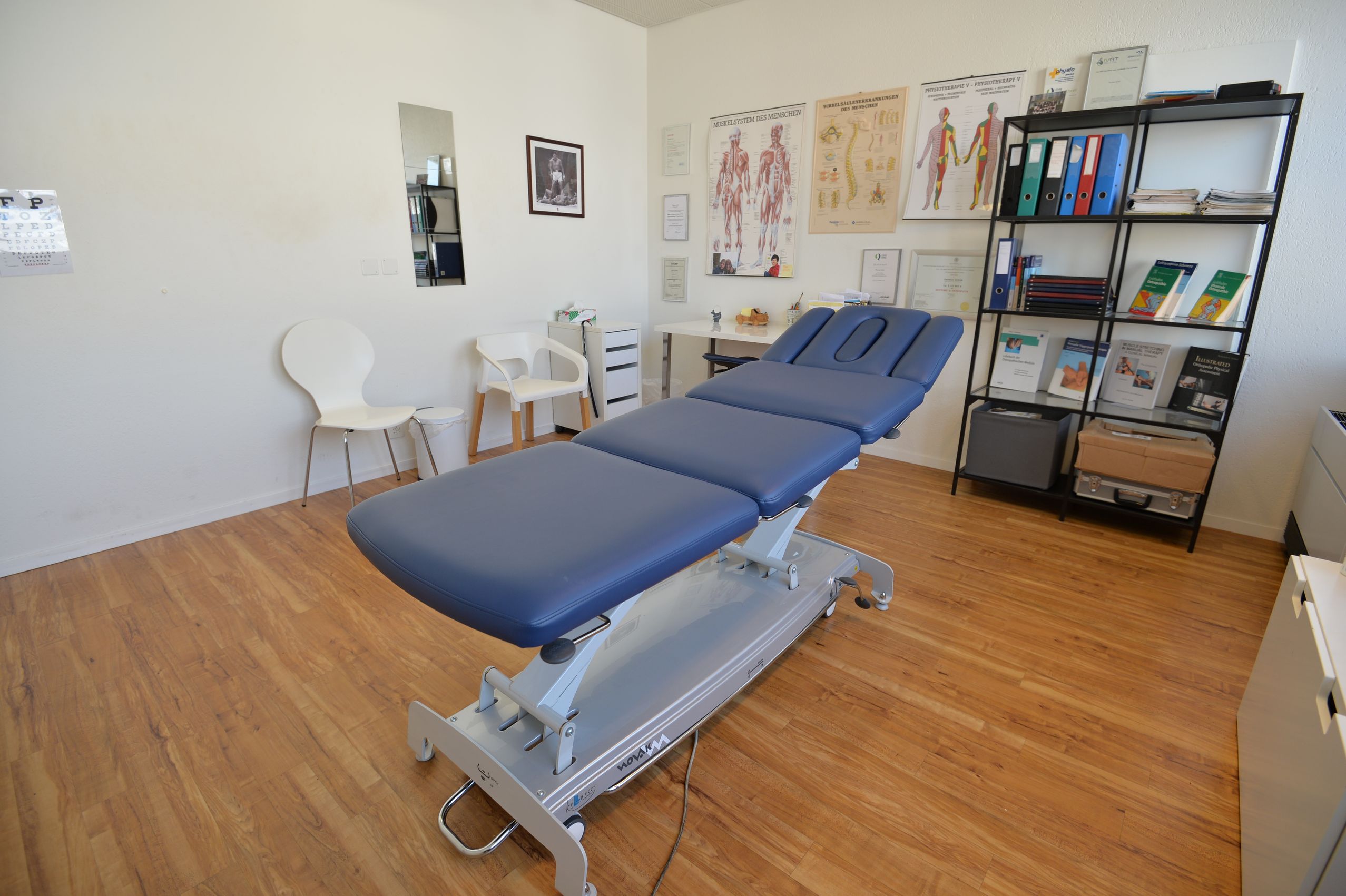 Bilder Physiotherapie und Osteopathie am Lindenplatz