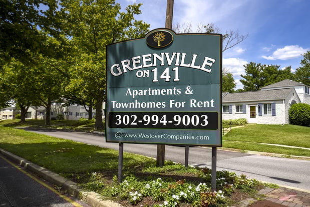 Images Greenville on 141 Apartments & Townhomes
