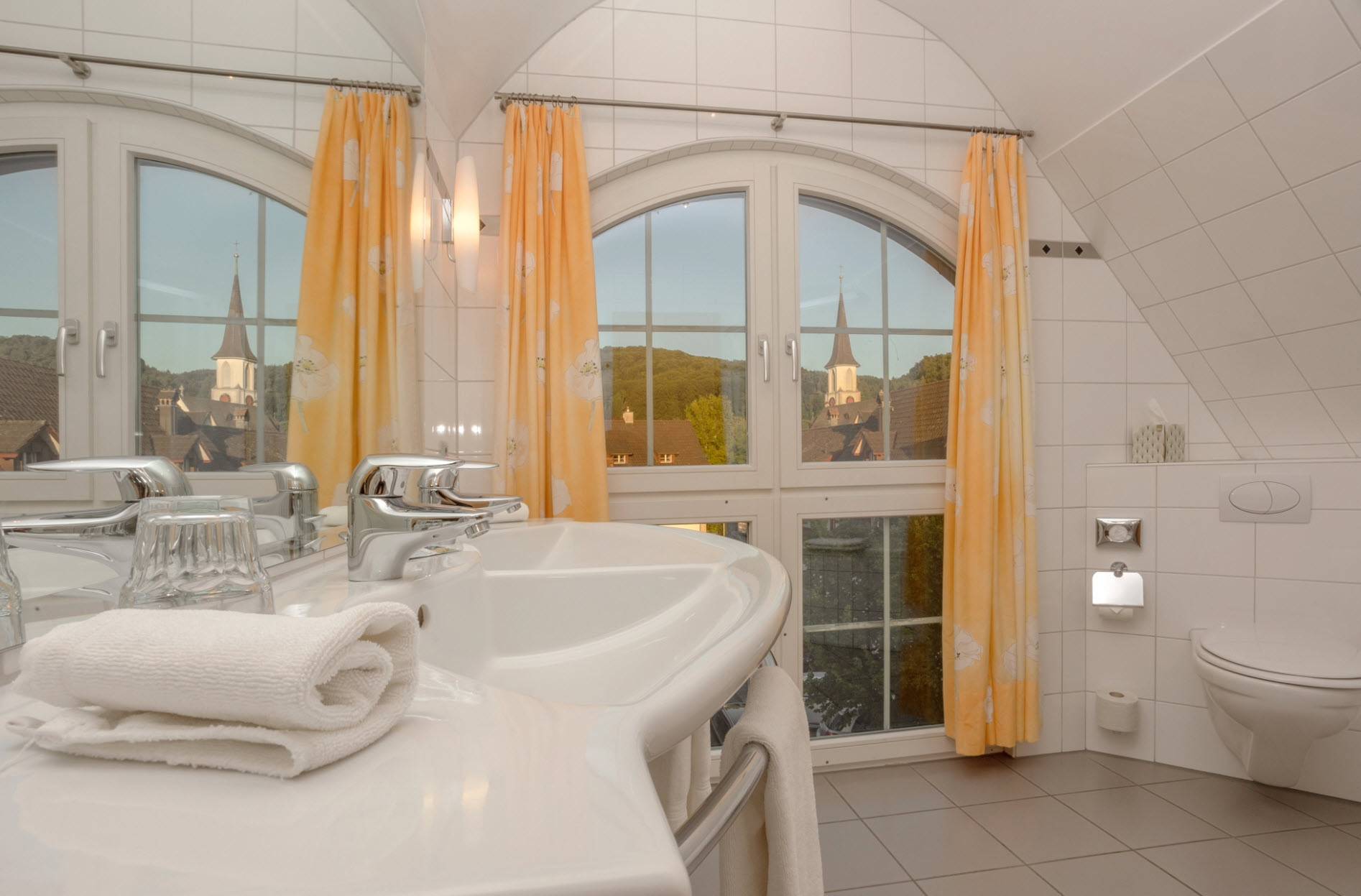 Gasthof & Hotel zum Schiff, Seestrasse 3 in Mammern