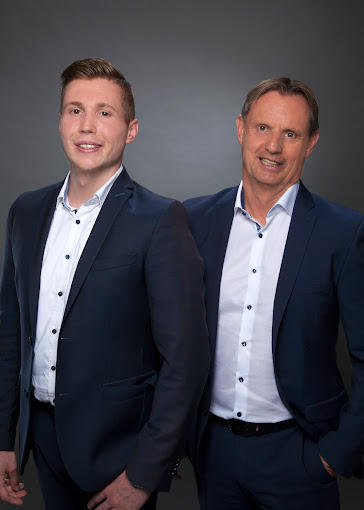 AXA Versicherung Markus Stich und Luca Stich