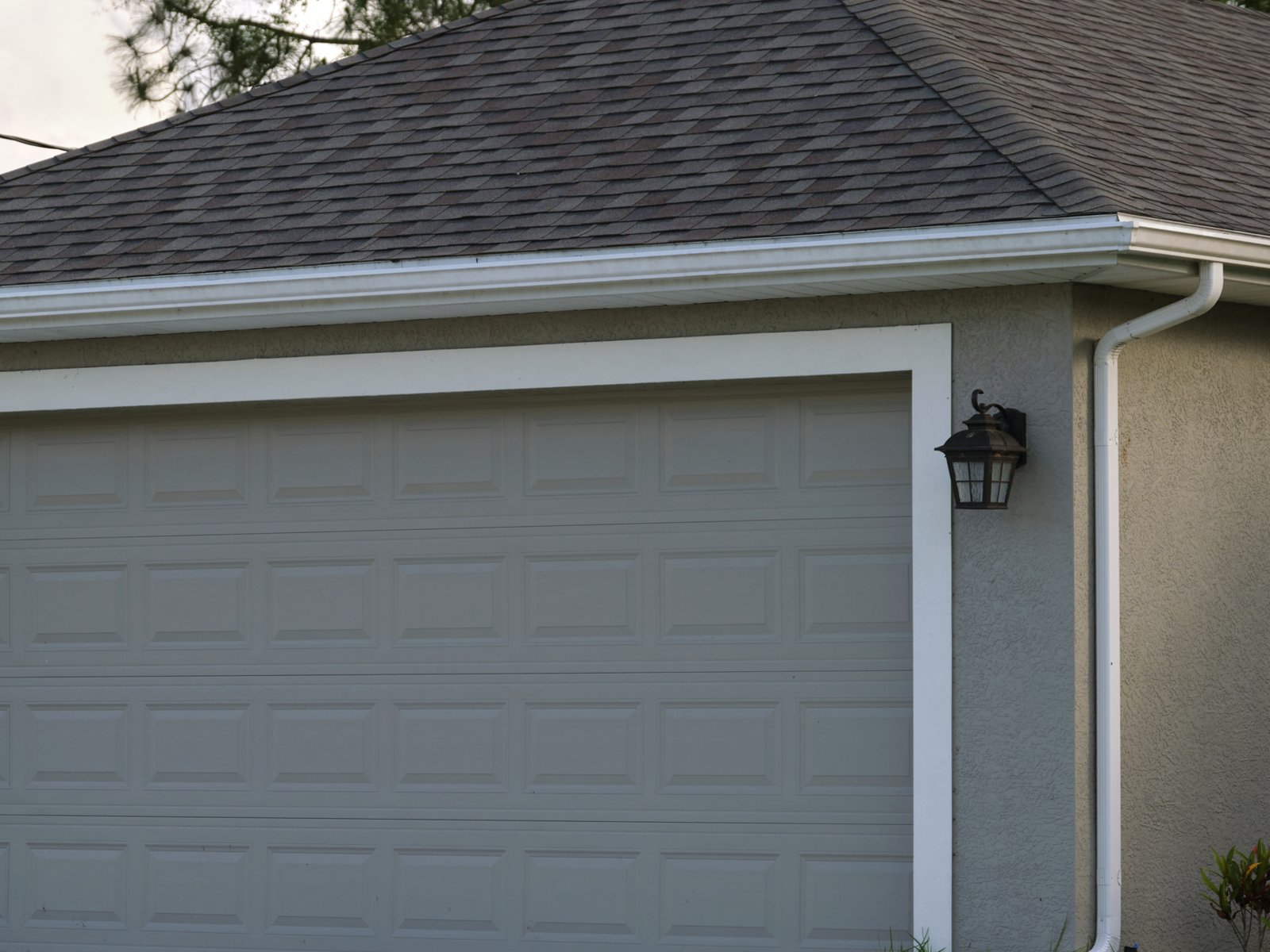 Noze Garage Door's Repair