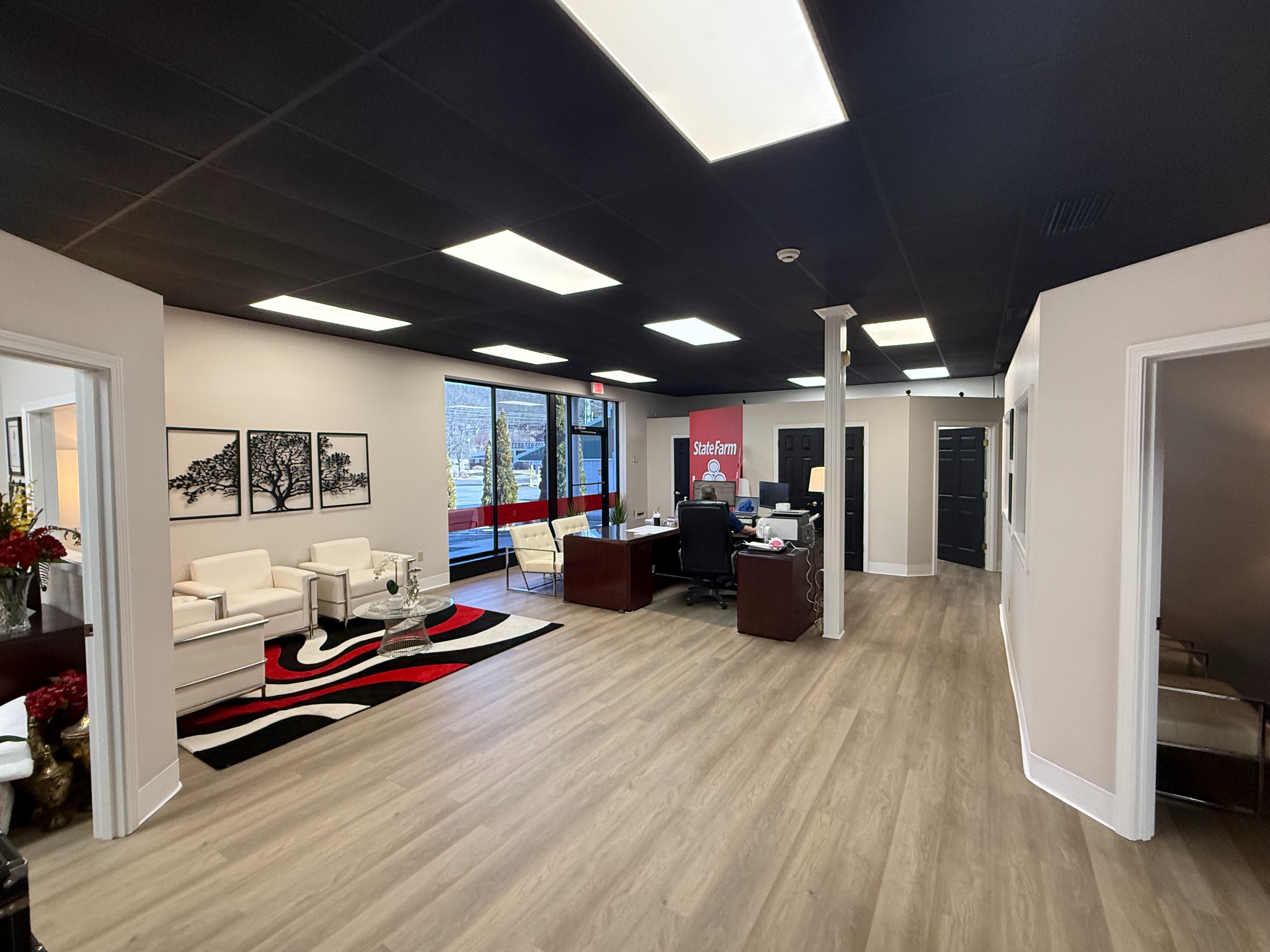 We are here to help with all of your insurance needs in Louisville. Give us a call for a free insurance quote or review when you are ready!