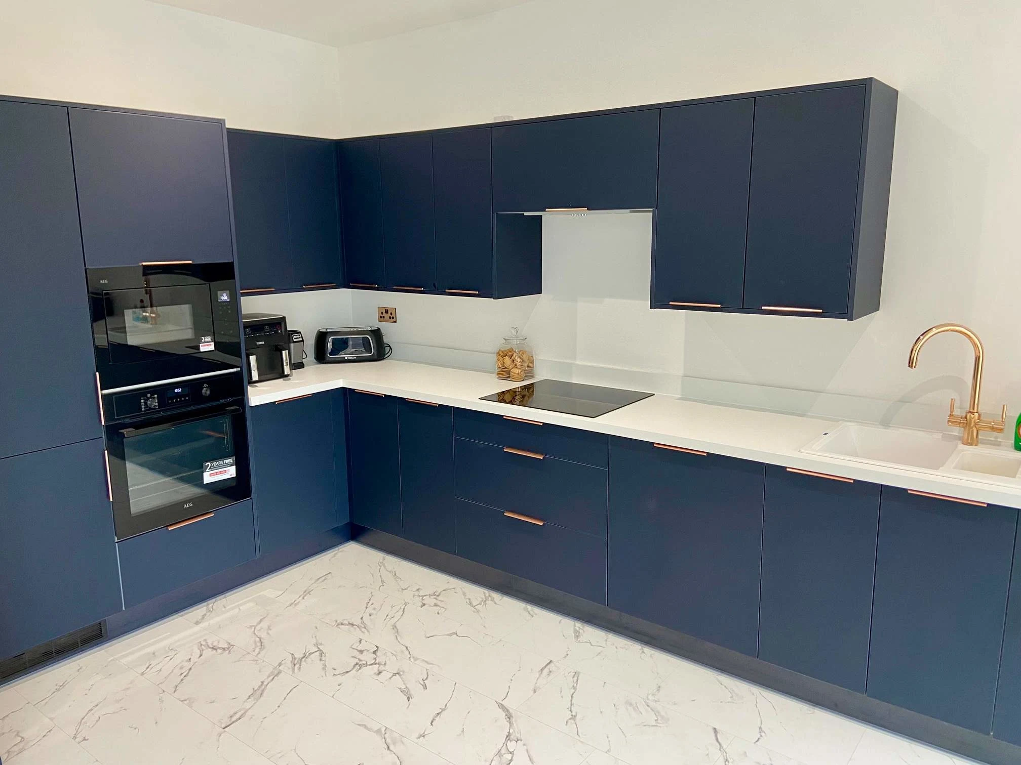 Images Rhino Kitchens & Bathrooms