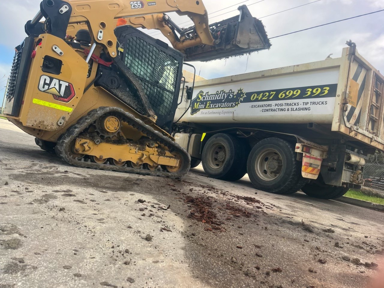 Images Schmidty’s Mini Excavators