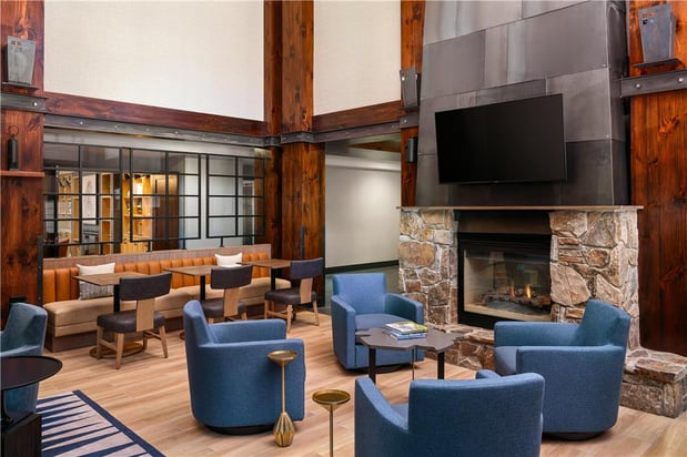 Images Martis Valley Lodge, Tapestry Collection by Hilton