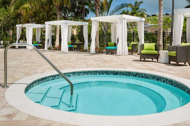 Images Hilton Garden Inn Key West / The Keys Collection