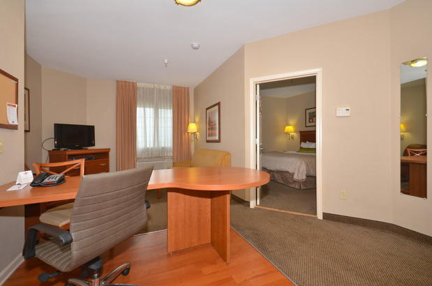 Images Candlewood Suites Clarksville by IHG