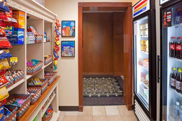 Images Staybridge Suites Lubbock - University Area by IHG