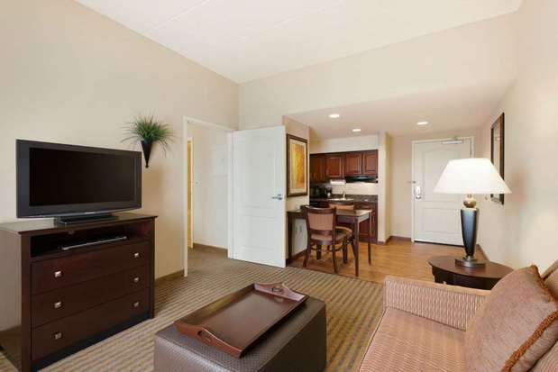 Images Homewood Suites by Hilton Minneapolis-New Brighton