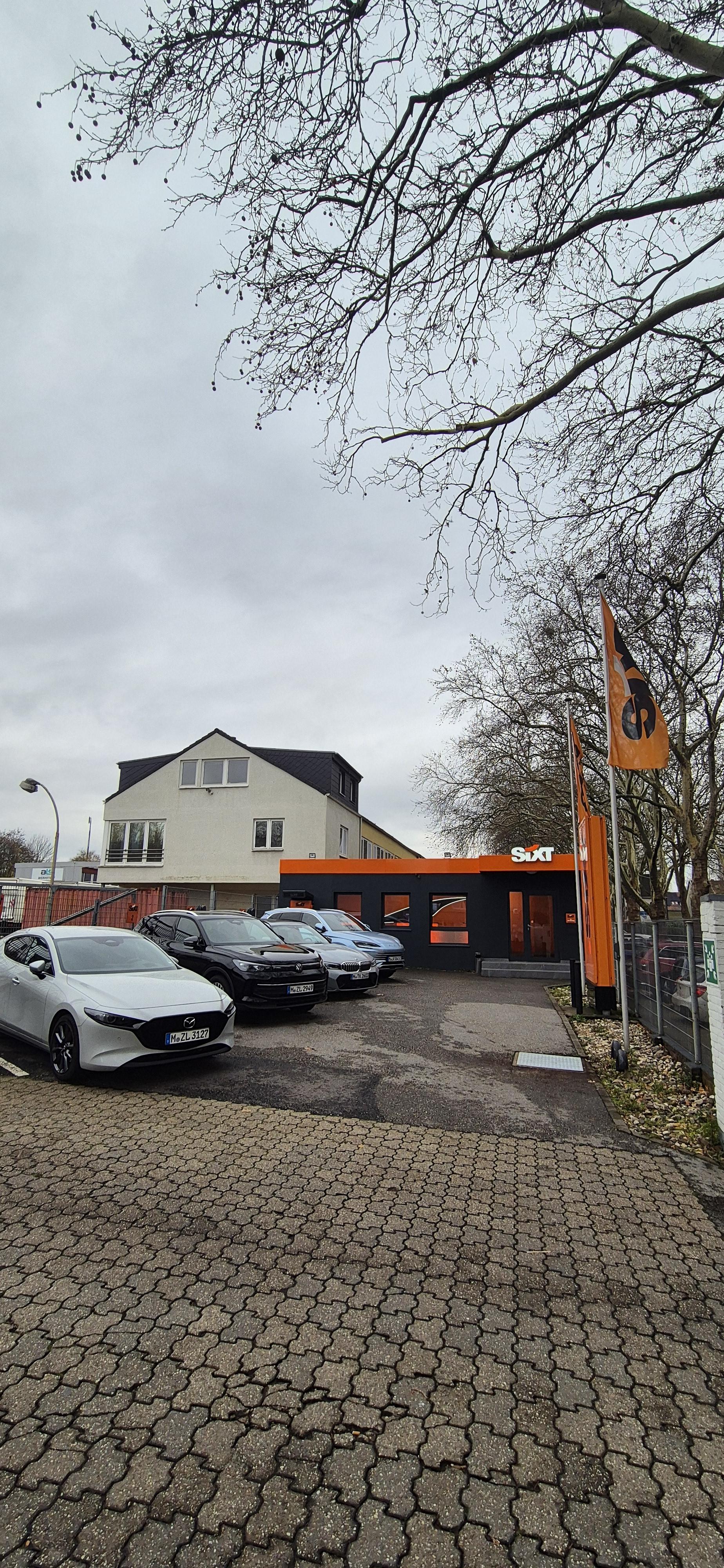 SIXT Autovermietung Duisburg, Paul-Esch-Strasse 57 in Duisburg