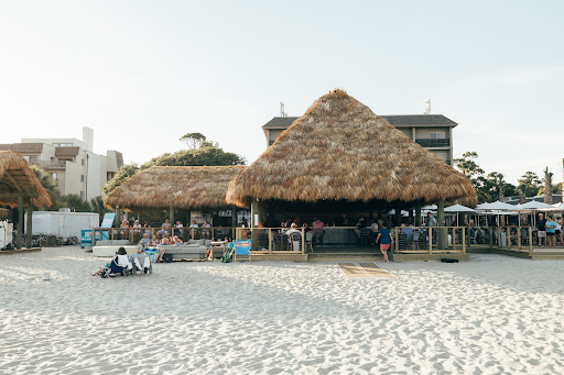 Tiki Hut Image