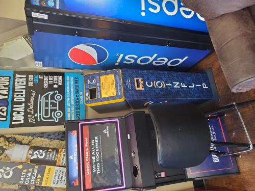 Images CoinFlip Bitcoin ATM - 723 Vapor (Lexington)