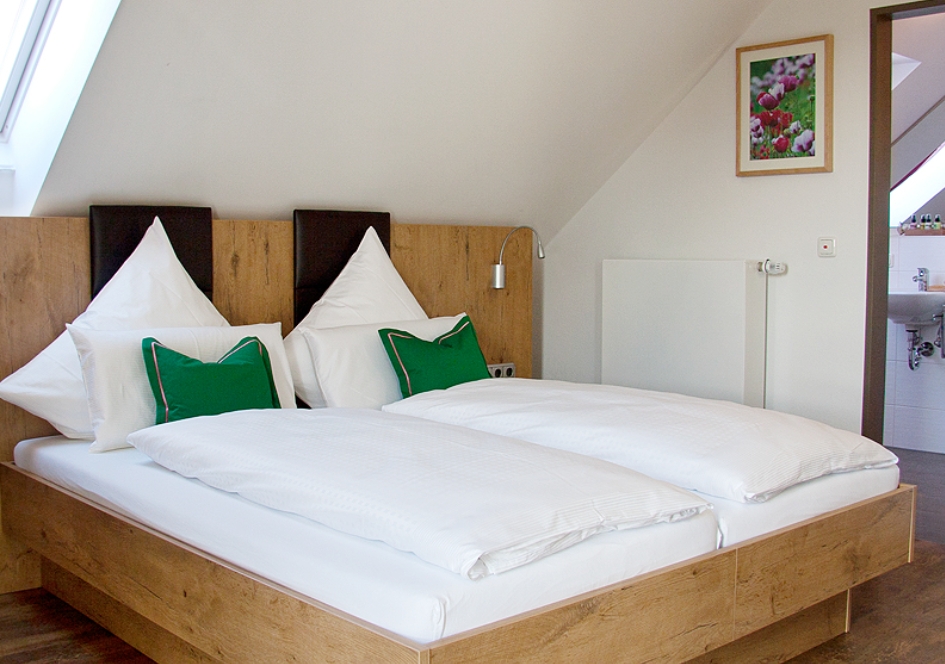 Sperlhof Pension und Apartments, Parkstr. 31 in Erding