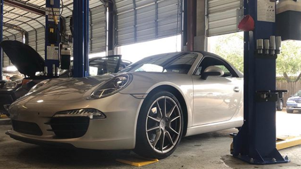 Images River Oaks Automotive Center