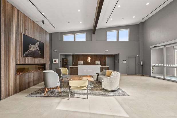 Images Holiday Inn Gonzales by IHG