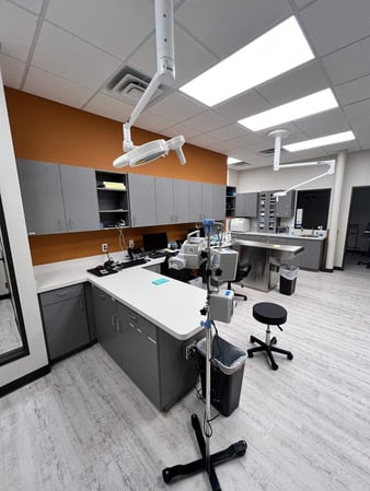 Images VetExpress Animal Urgent Care