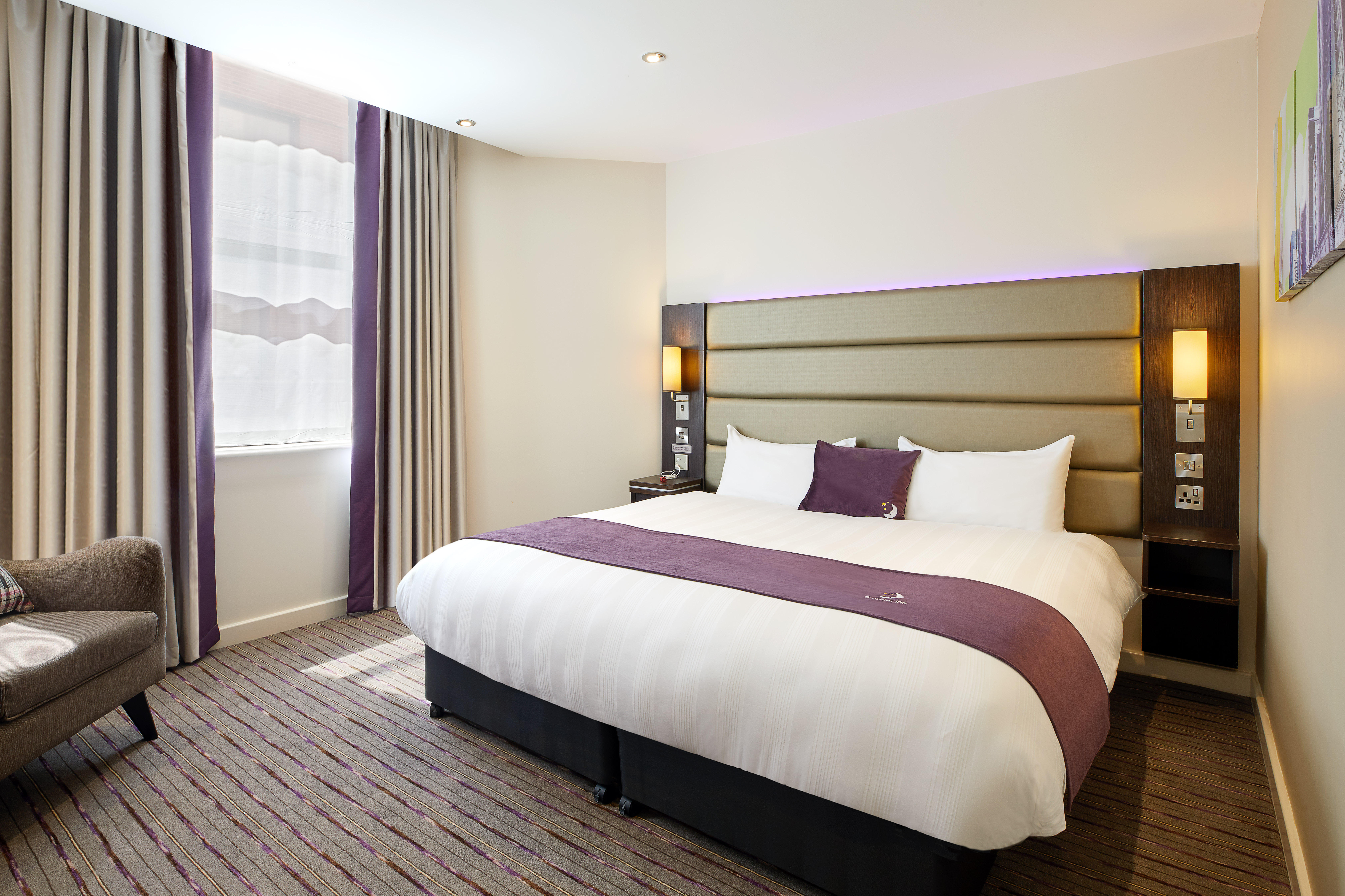 Images Premier Inn Wirral (Childer Thornton) hotel