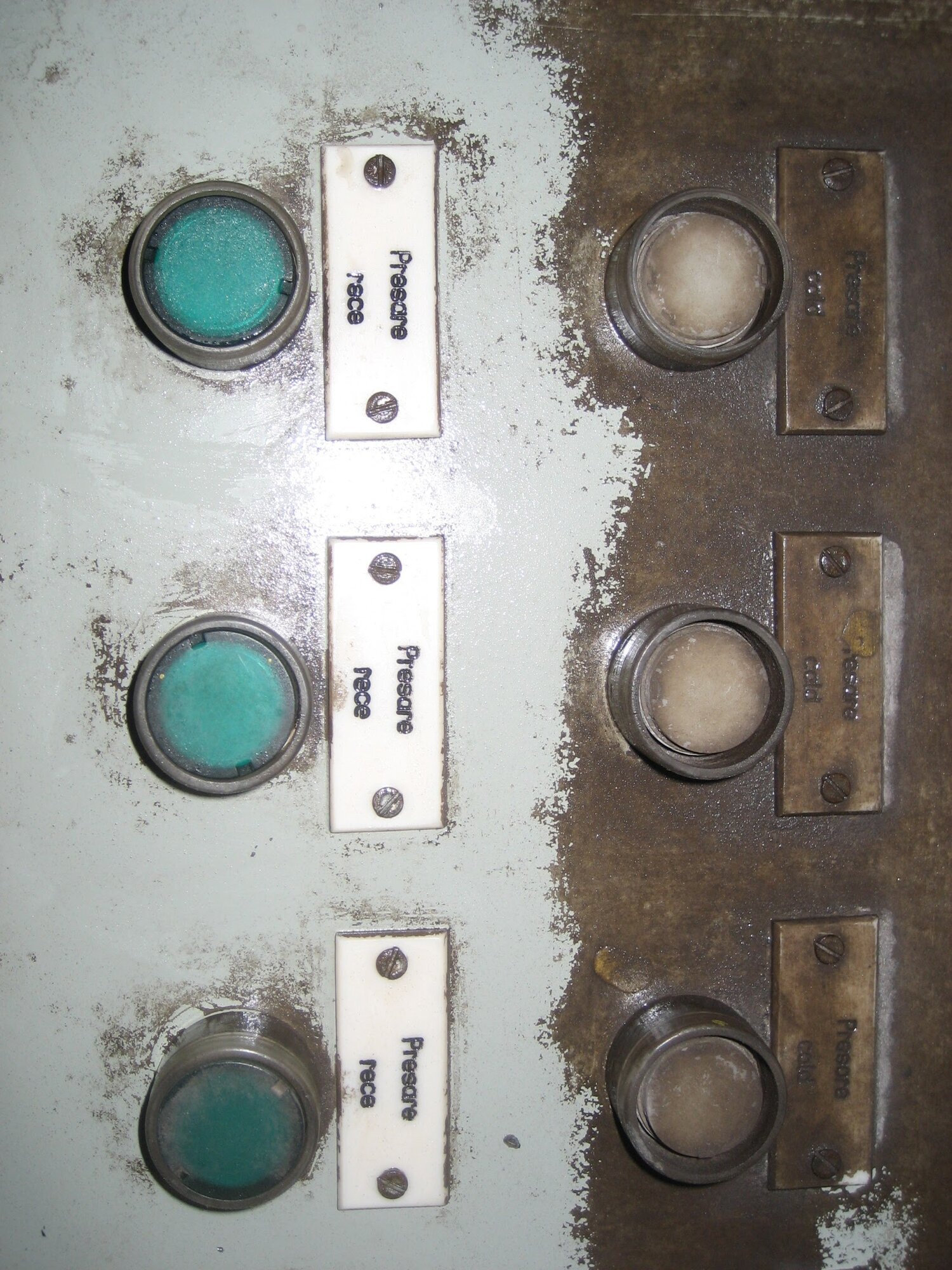 Strahltechnik Fischer - Ihr Spezialist für Sandstrahlen und Trockeneisstrahlen in Karlsruhe, Fisperweg 13 in Eggenstein-Leopoldshafen