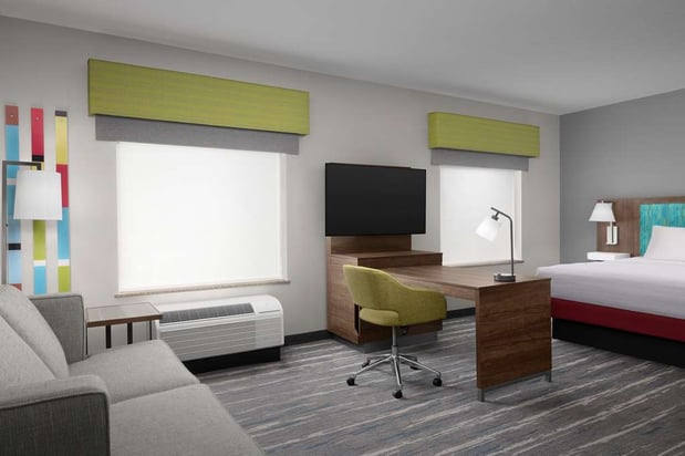 Images Hampton Inn & Suites Durham/North I-85