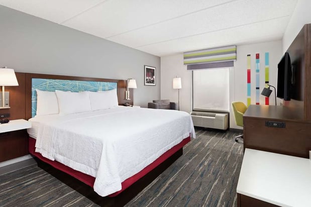 Images Hampton Inn & Suites Orlando Intl Dr N