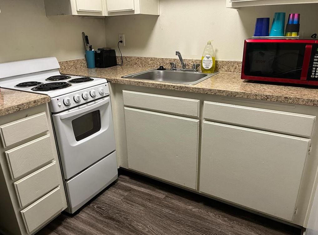 EMD Cleaning Service LLC - cleaning services