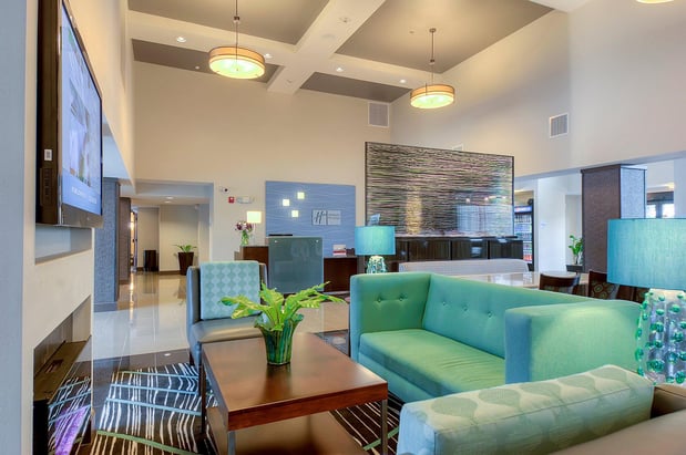 Images Holiday Inn Express & Suites Carlsbad Beach by IHG