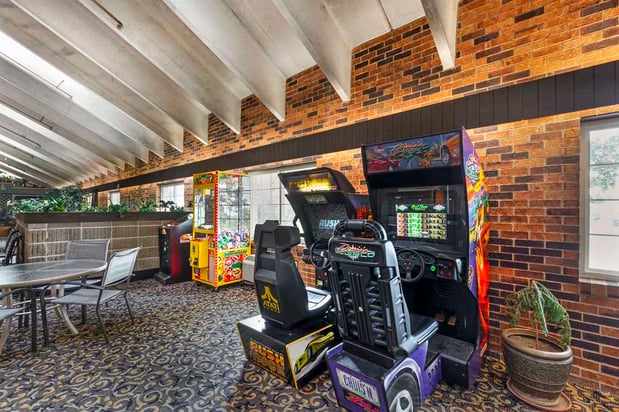 Images Best Western Plus Longbranch Hotel & Convention Center