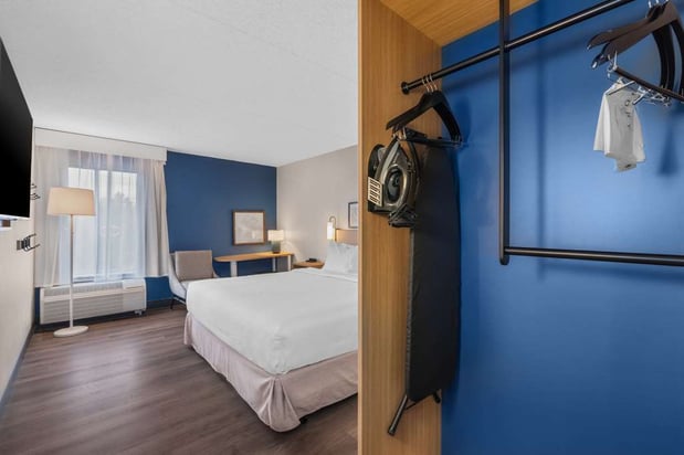 Images Spark by Hilton Colorado Springs I 25 Central