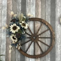 Country Wood Hearts & Lace Image