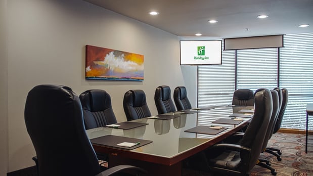 Images Holiday Inn Atlanta-Northlake by IHG